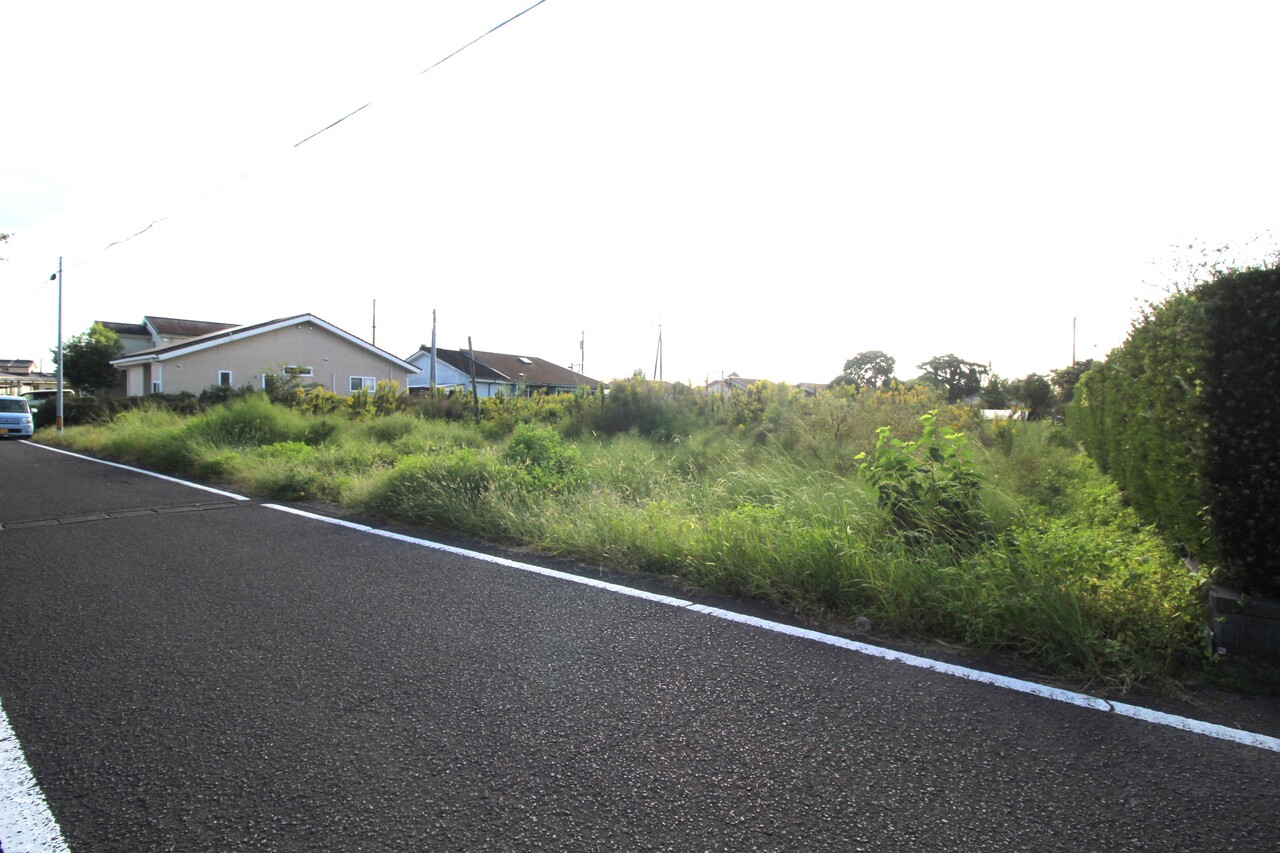 東側