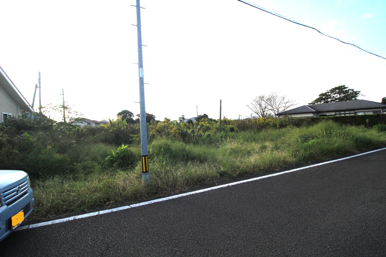 東側